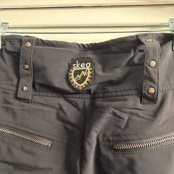 SKEA women’s size 4 ski/Snow pants excellent condition like new EUC - Picture 12 of 16